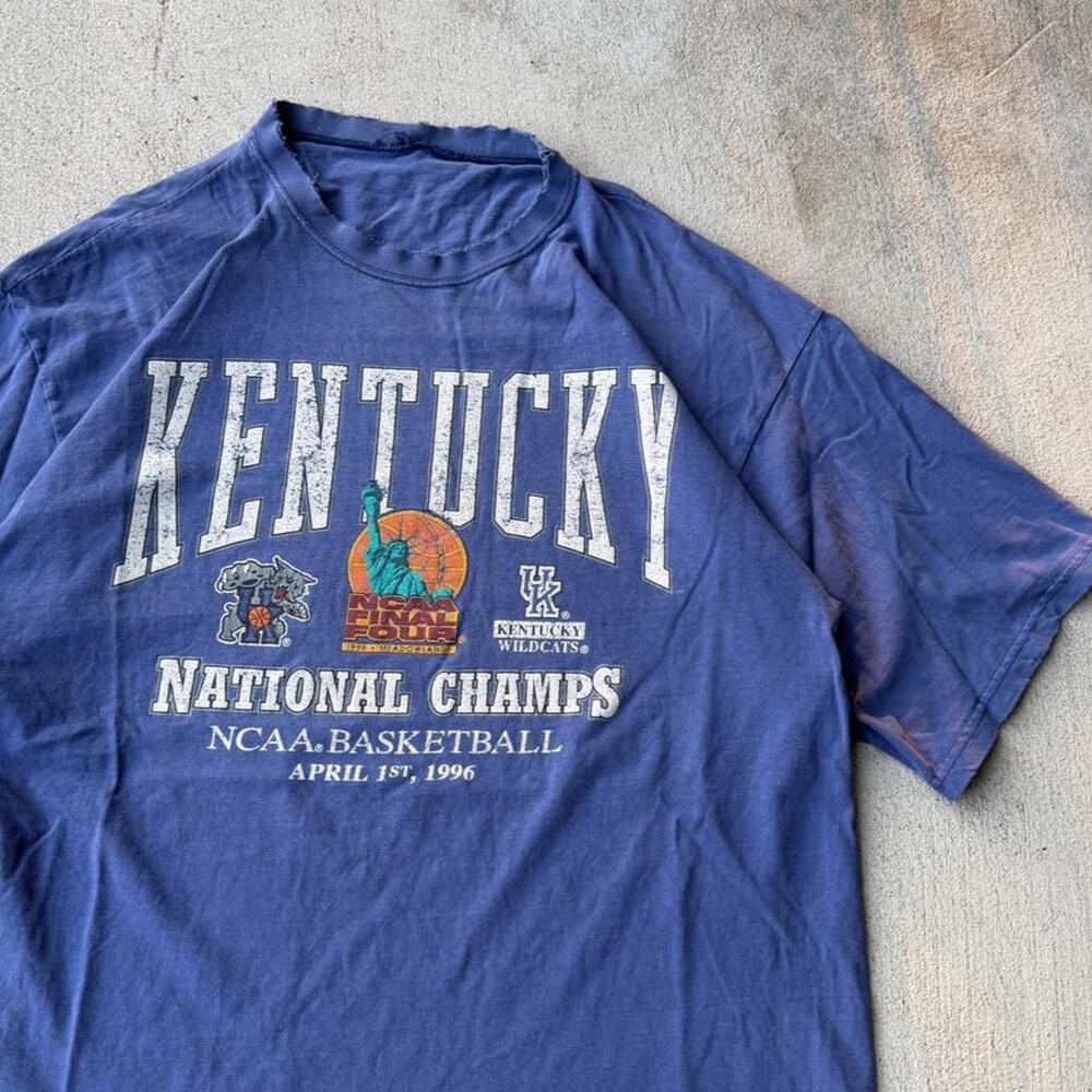 Vintage kentucky wildcats basketball national champs tee XL